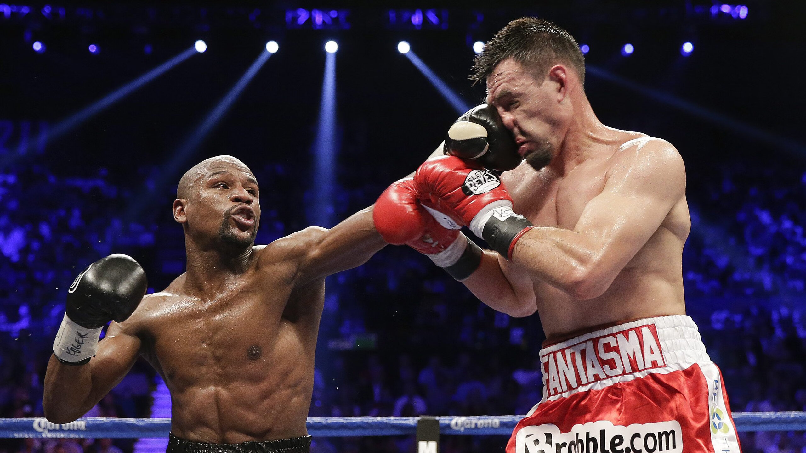 绿茵场上的骑士精神，德甲争冠焦点战上演全面压制哲学