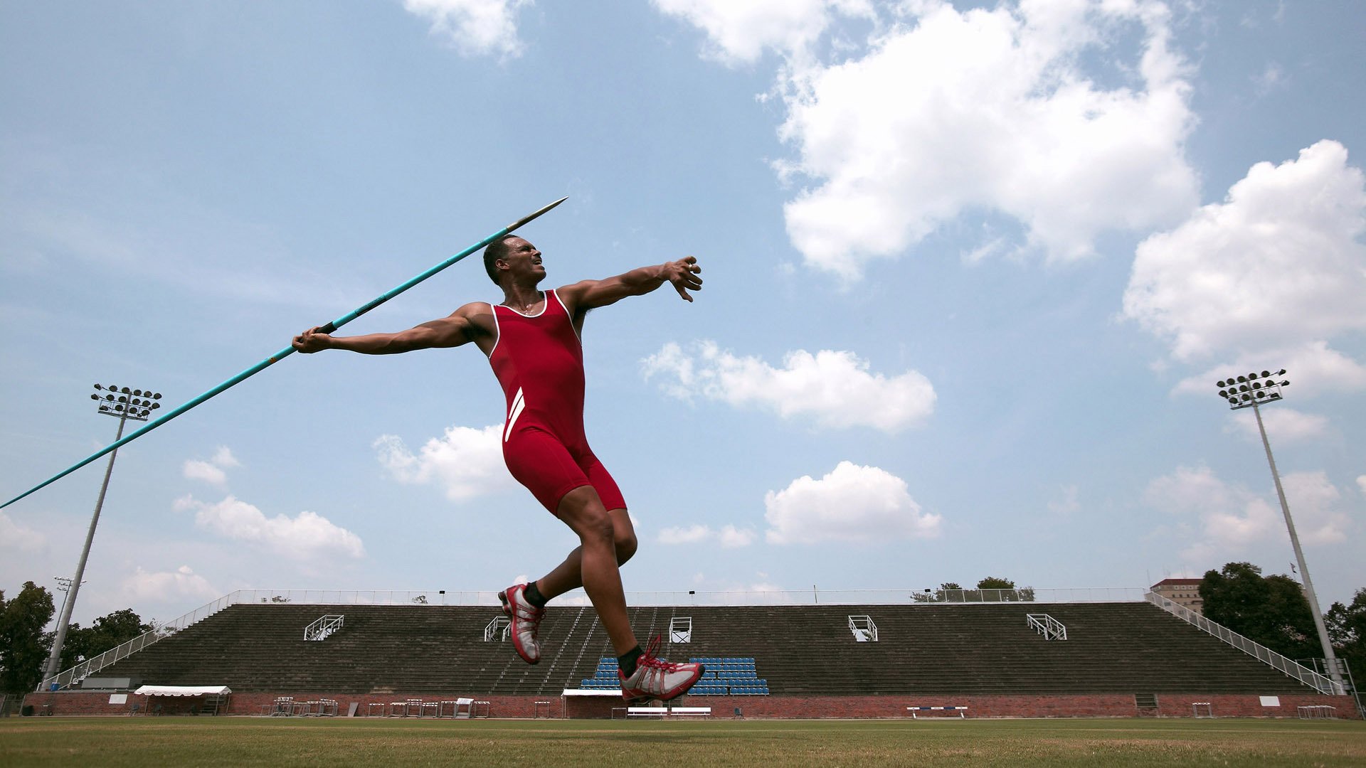 德甲争冠战启示录，从开拓者巅峰对决到湖人的胜出哲学
