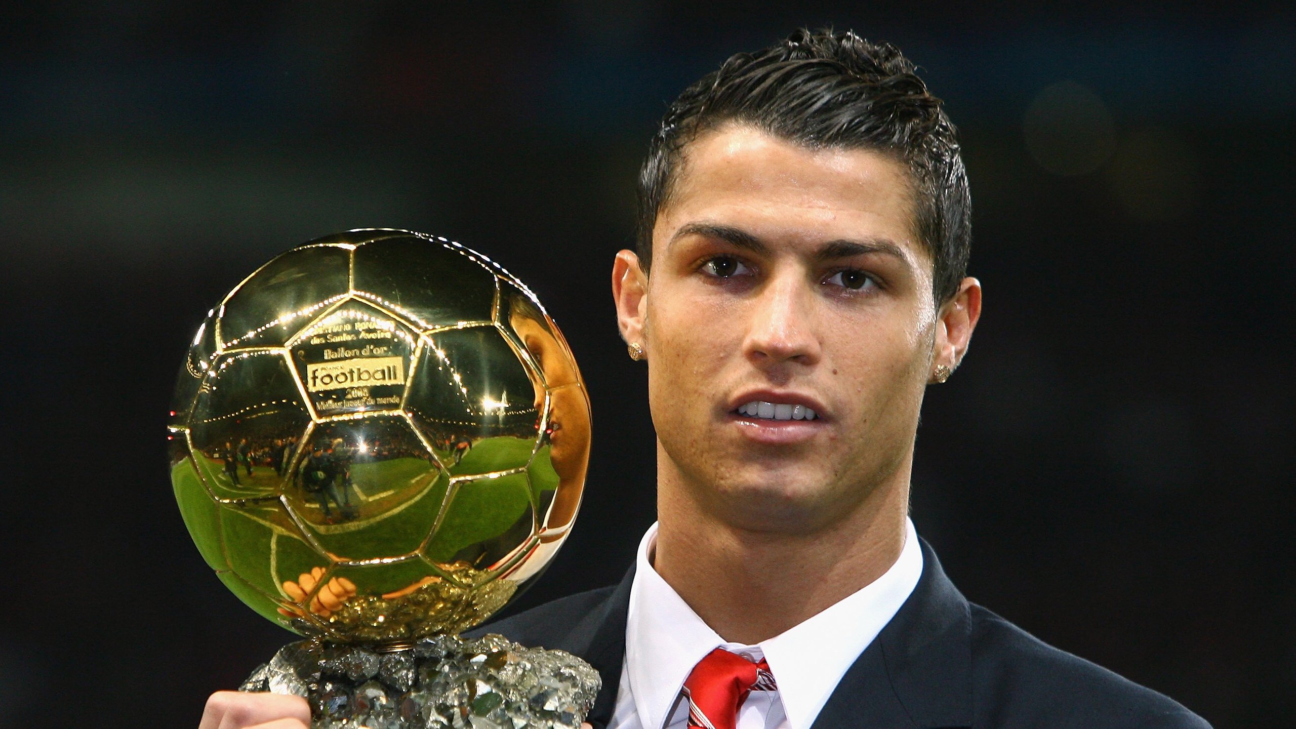 从贝蒂斯到世界杯，足球的戏剧性与新王诞生—厄德高的2026传奇序章